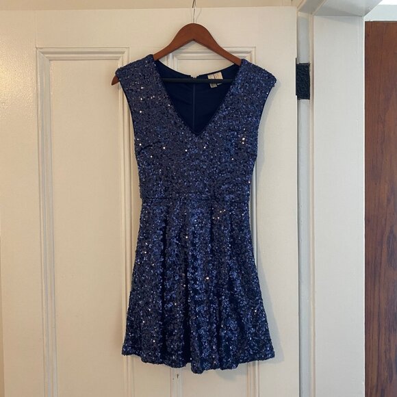 Forever 21 Midnight Sequin Dress Size S - Picture 1 of 4